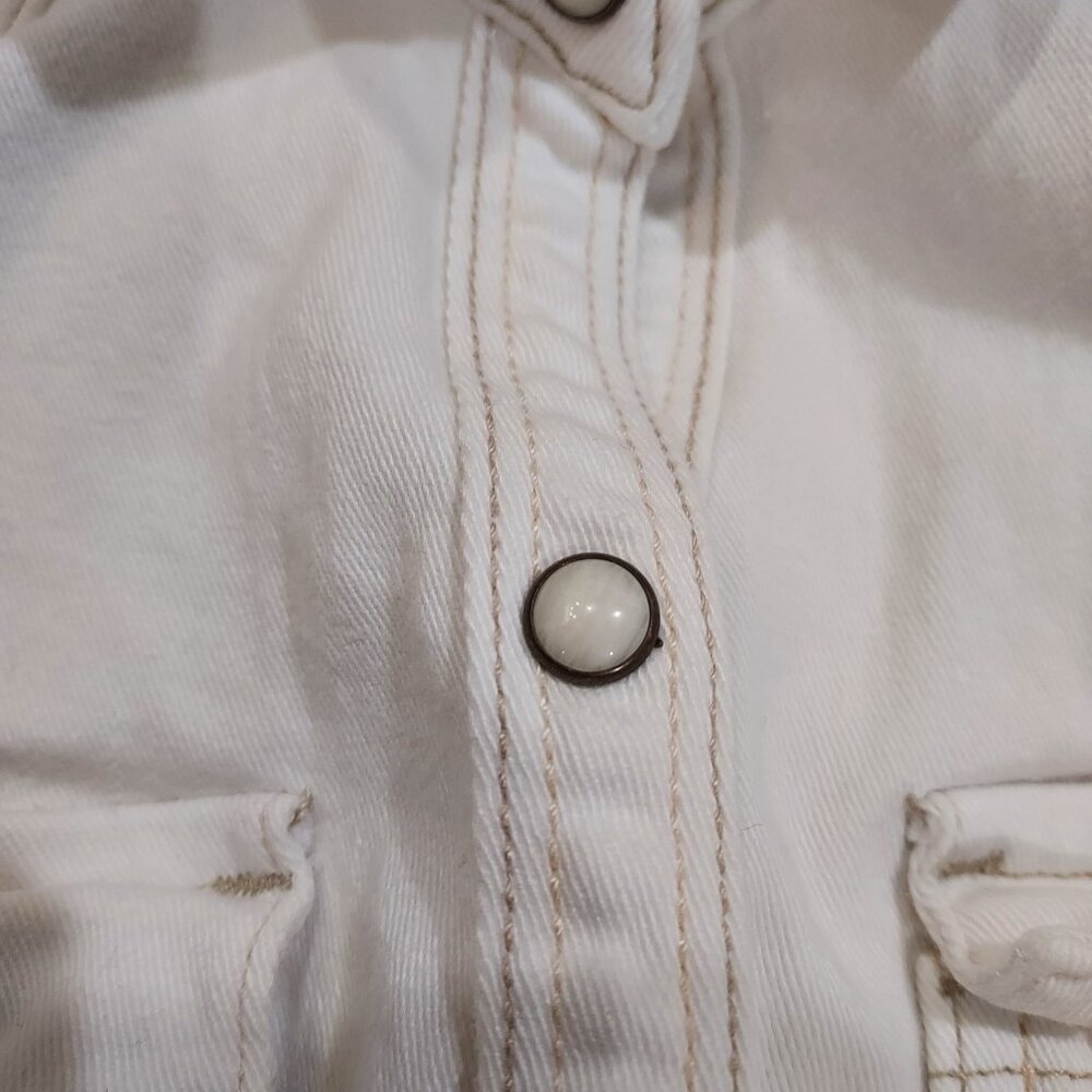 Divided by H&M Sz 4 Cotton Stretch White Snap Down Pearlizzed Western - Picture 4 of 10